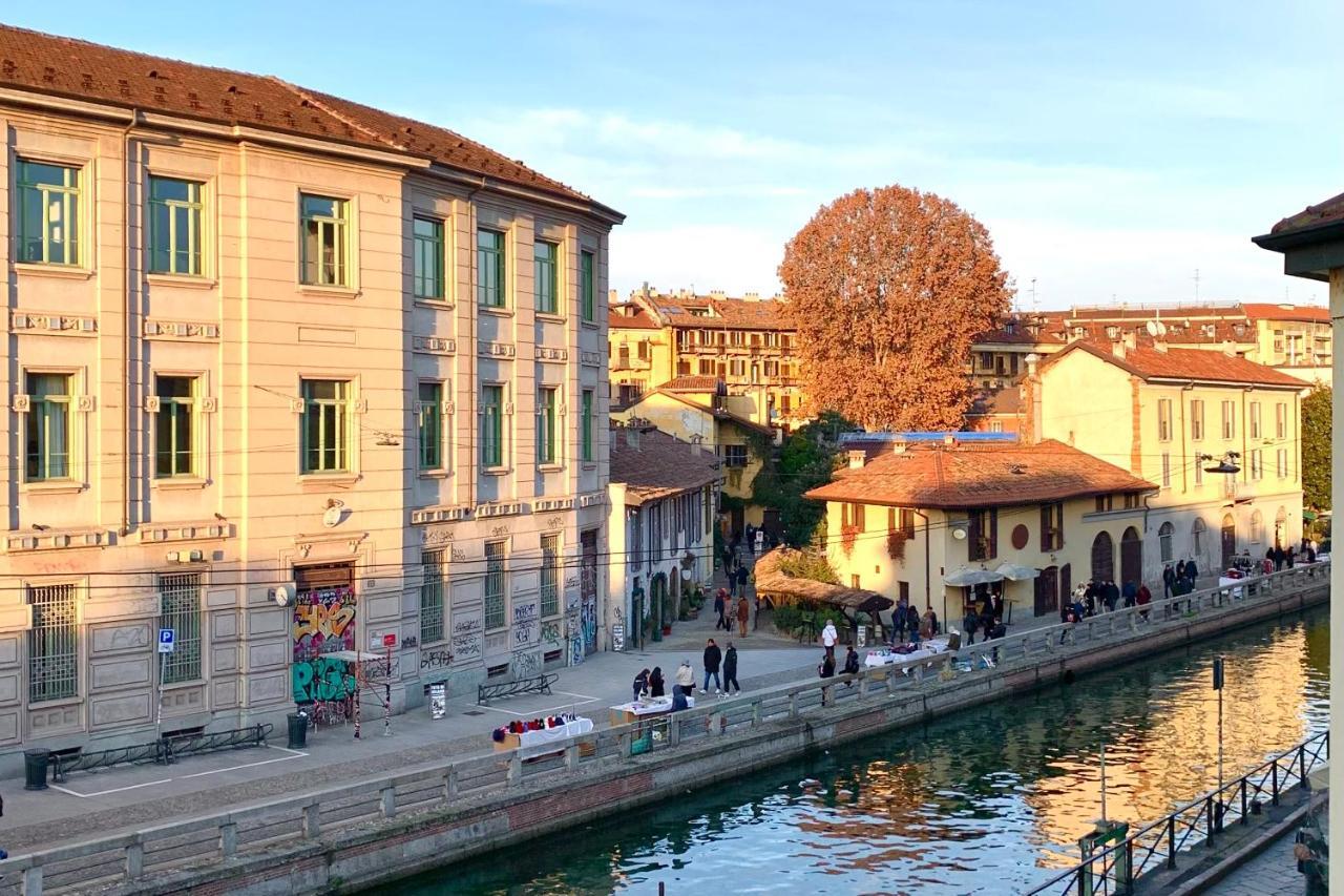 Canal View Historical Apartment Милан Экстерьер фото